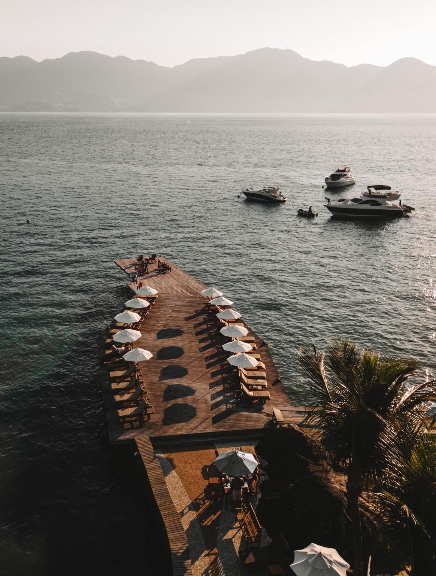 Hotel Mercedes Ilhabela Exterior foto